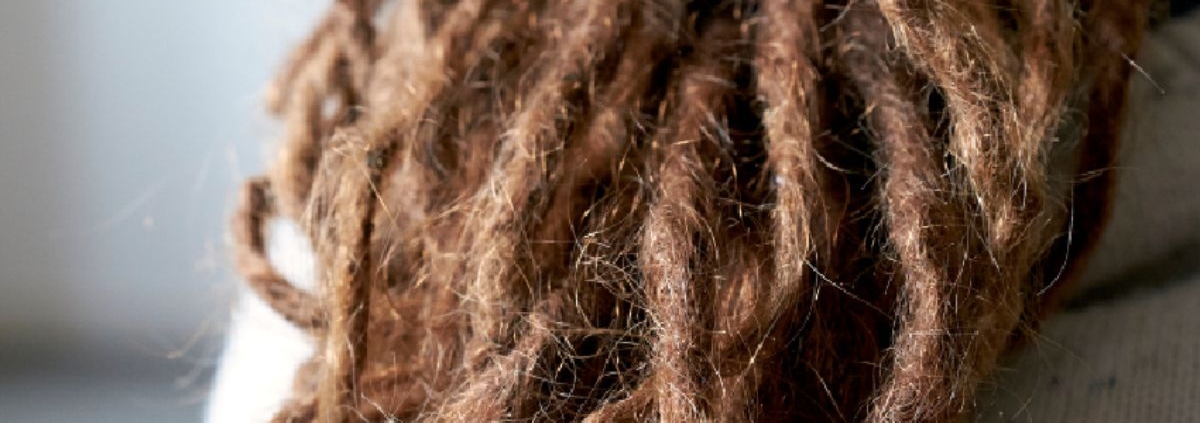 What To Know About Removing Lice From Dreadlocks